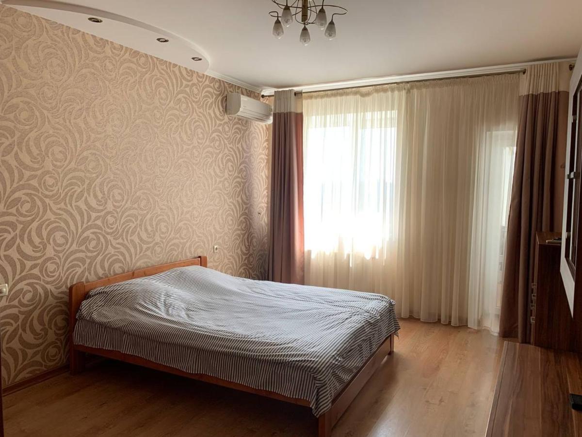 Apartments Staroportofrankovskaya & Pastera Street Odessa Exterior foto